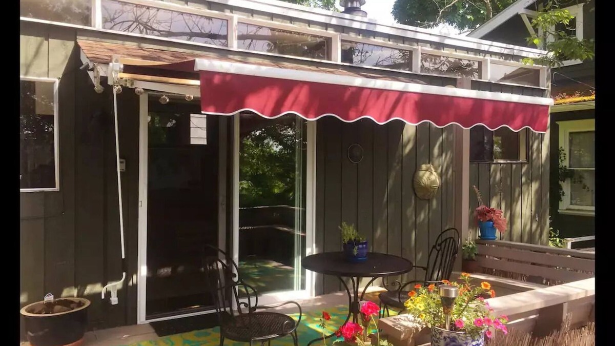 Wallingford Cottage | Seattle City Cottage