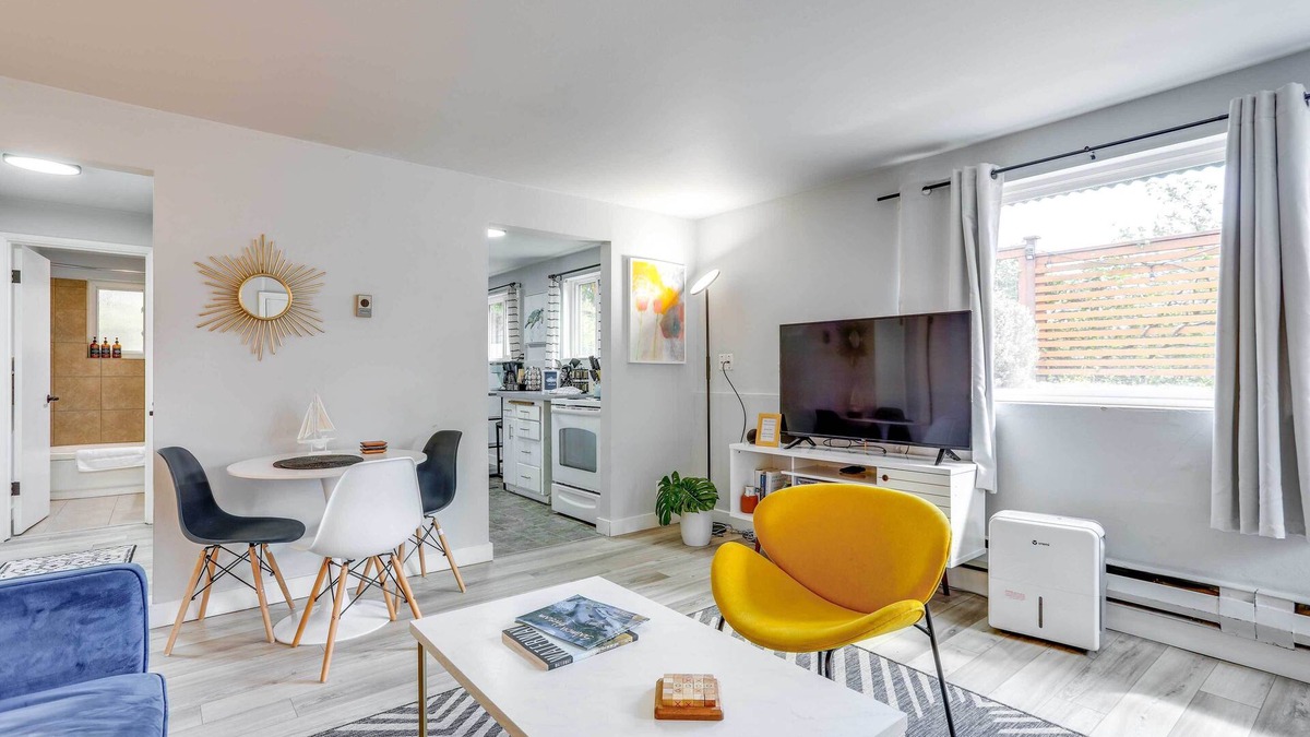 Old Ballard Apartment | Seattle Garden Apt: Walk to Water & Amenities!