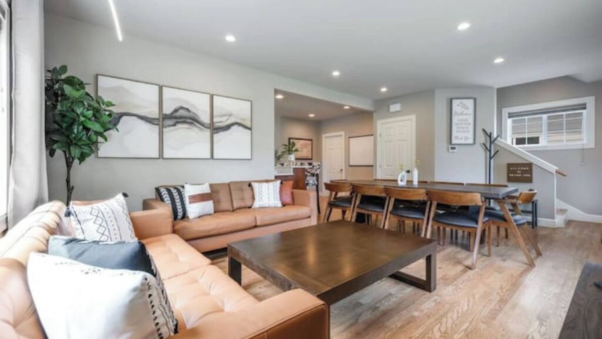Southeast Magnolia House | Seattle/Gorgeous 4 BR Home/Free Parkingn