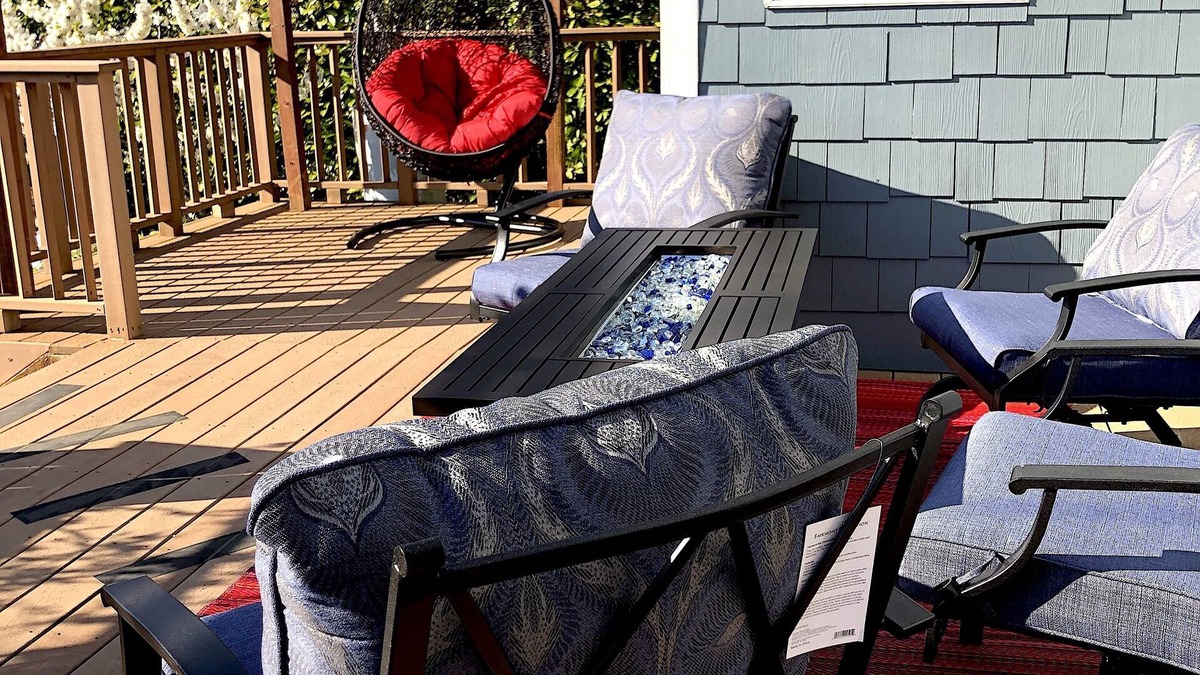 West Seattle House | Seattle's Hippest Music Home