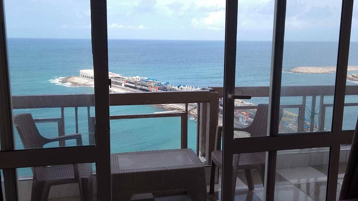 Ar-Raml 1 Apartment | Seaview 2-bedroom apartment in the middle of Alexandria Egypt