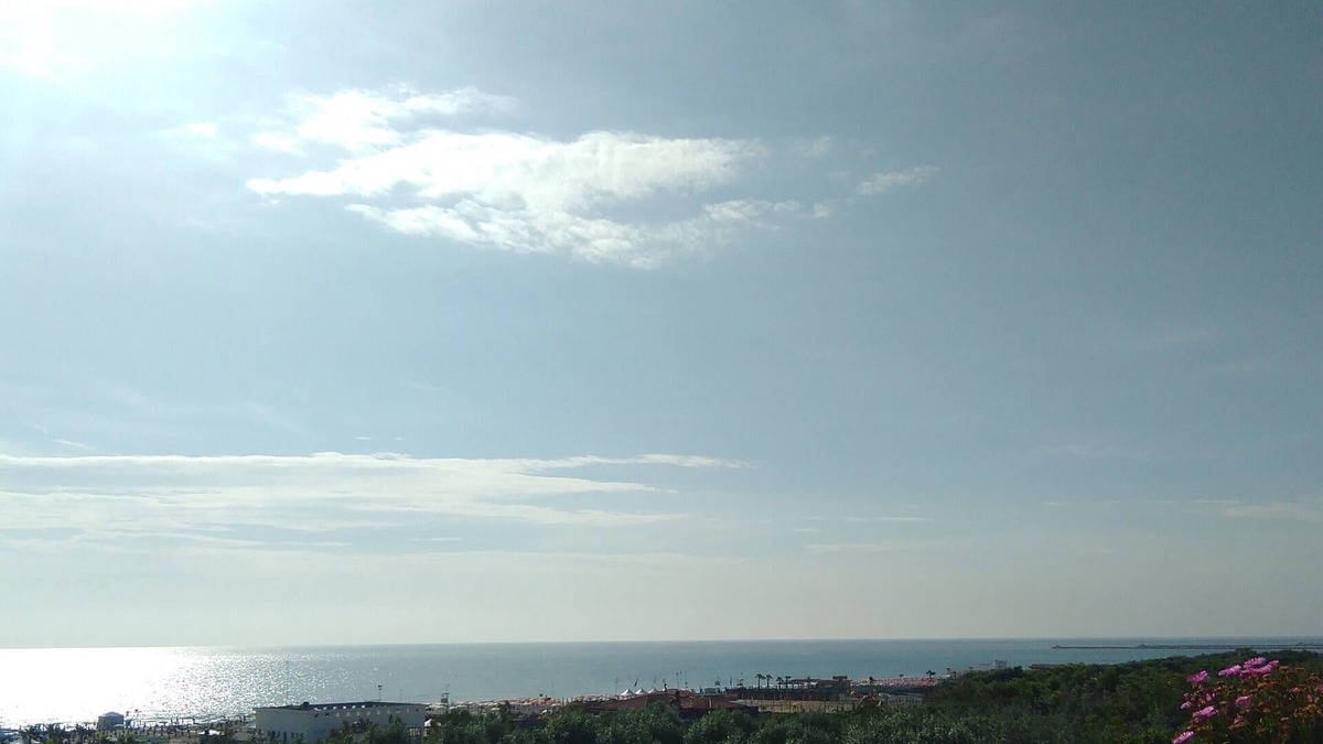 Sottomarina House | Seaview 2 bedroom flat free parking on site - Beachfront house