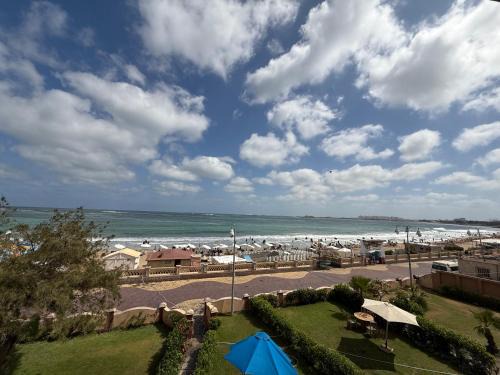Al-Muntazah Apartment | Seaview 3-bedrooms chalet in maamoura beach resort , Alexandria
