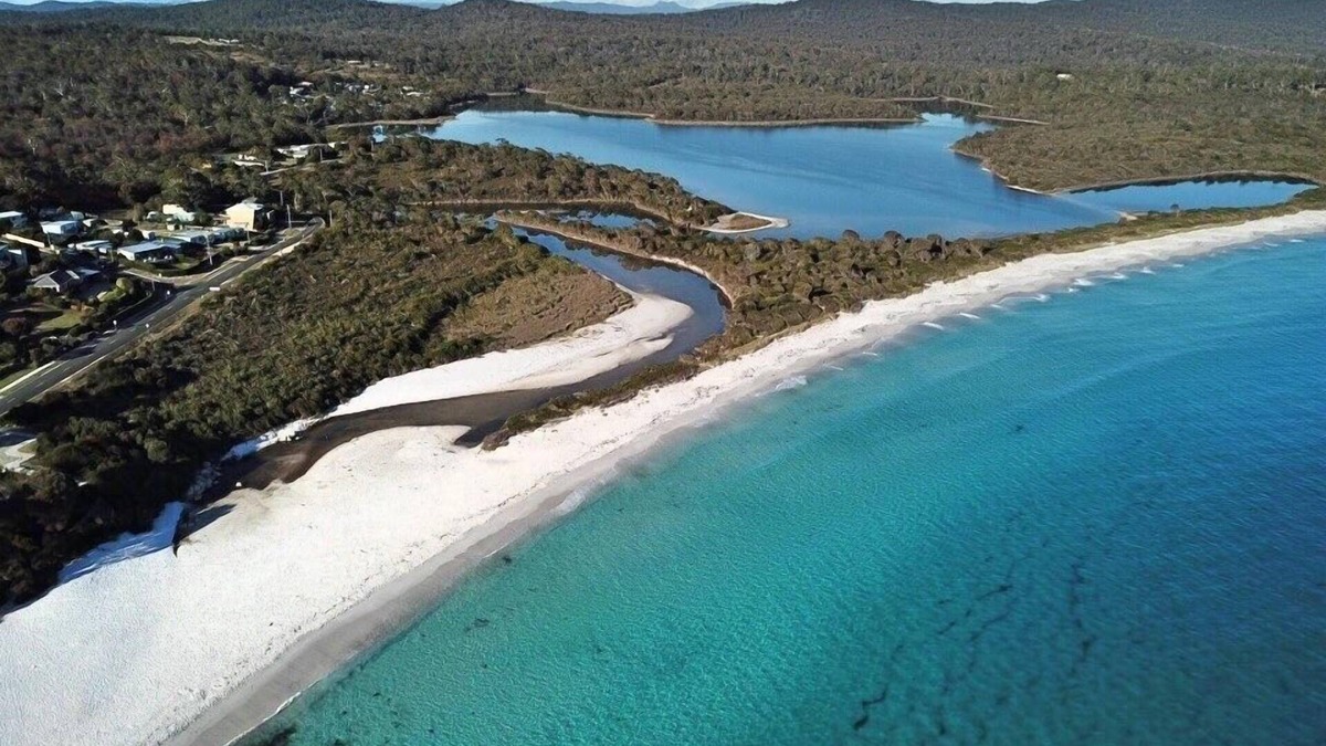 Binalong Bay House | Seaview Apartment