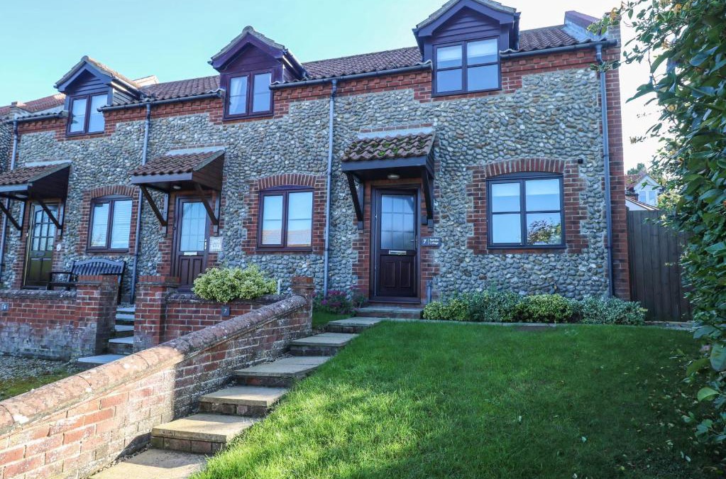 Salthouse House | Seaview Cottage