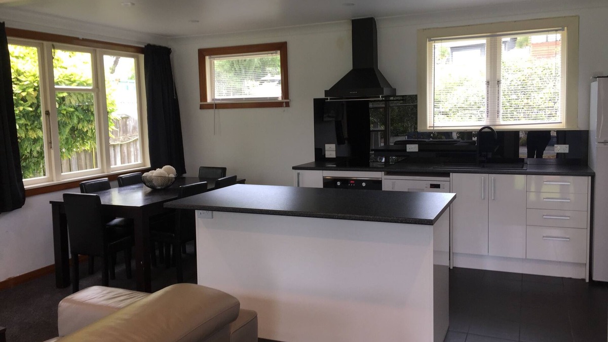 Picton House | Seaview Crescent Holiday Home