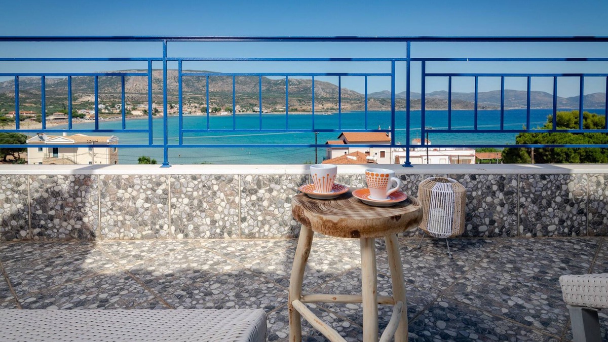 Papadhianika House | SeaView flat few meters from the Beach