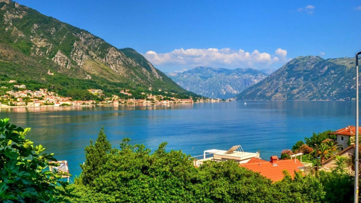Dobrota House | Seaview luxury flat in Kotor with 2 terraces