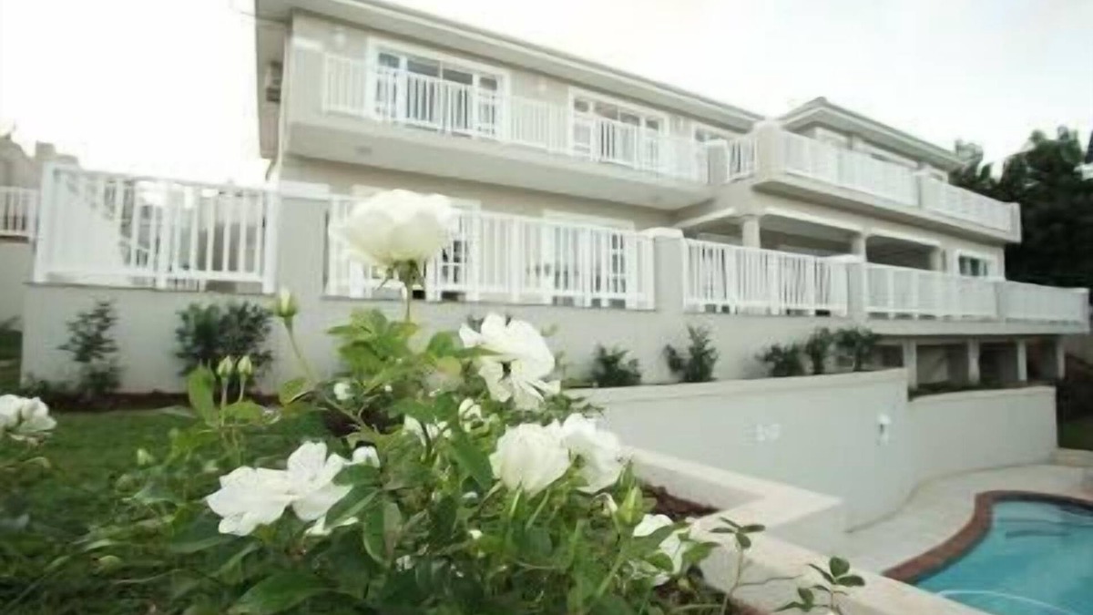 La Lucia Bed & Breakfast | Seaview Manor Exquisite Bed & Breakfast