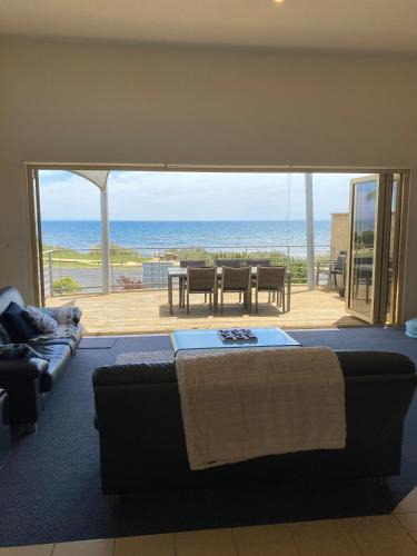 Portarlington House | Seaview on The Esplanade