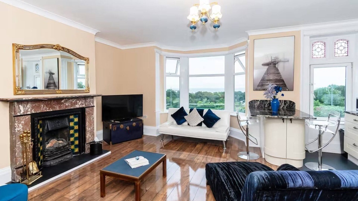 South Shields Apartment | Seaview Retreat - Breathtaking coastal views, 2 bedroom apartment
