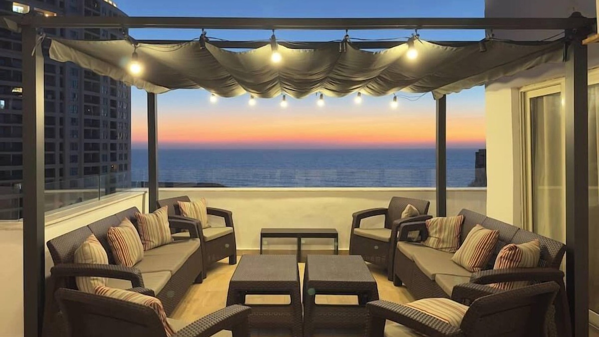San Stifano Apartment | Seaview Rooftop in San Stefano