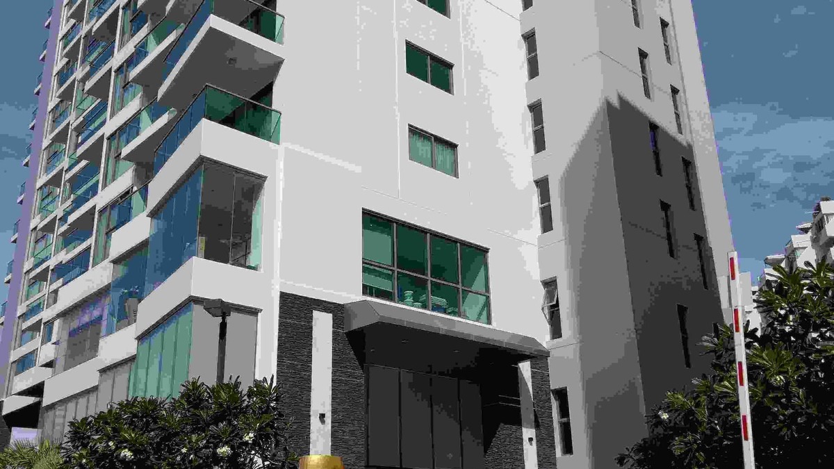 North Pattaya Apartment | Seaview room in Wongamat beach ,Pattaya. 1-2 minutes walk to the beach.