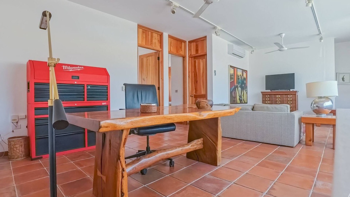 Esterito House | Seaview & Sunsets, Work friendly, Walk to Malecon