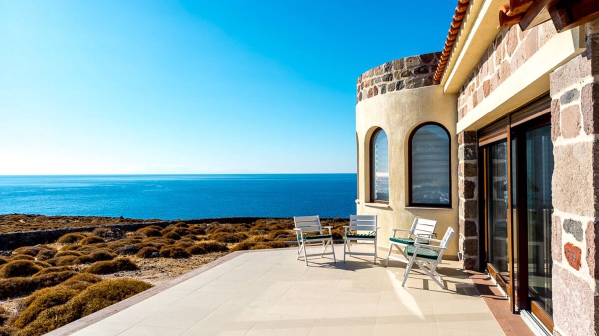 Tavari Villa | Seaview Villa
