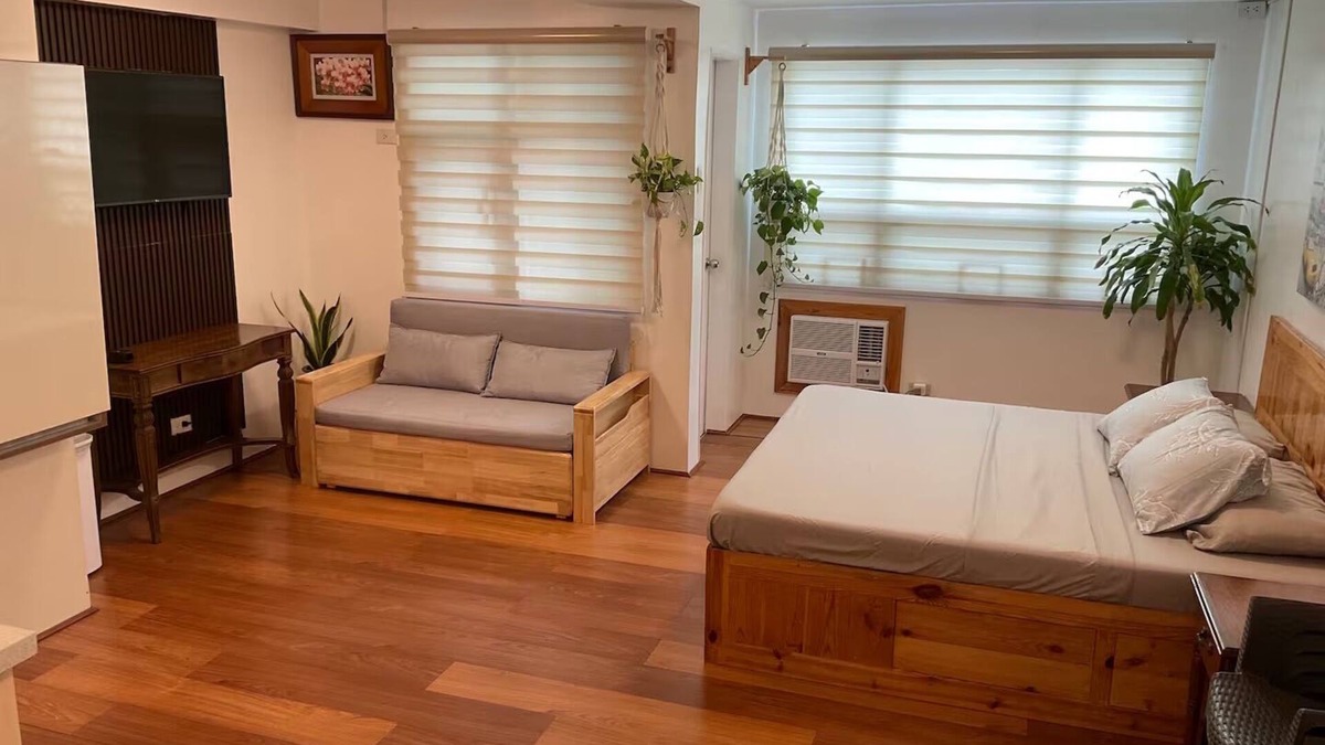 Sasa Condo | Seawind 35 sqm Studio Condo Unit w/Balcony