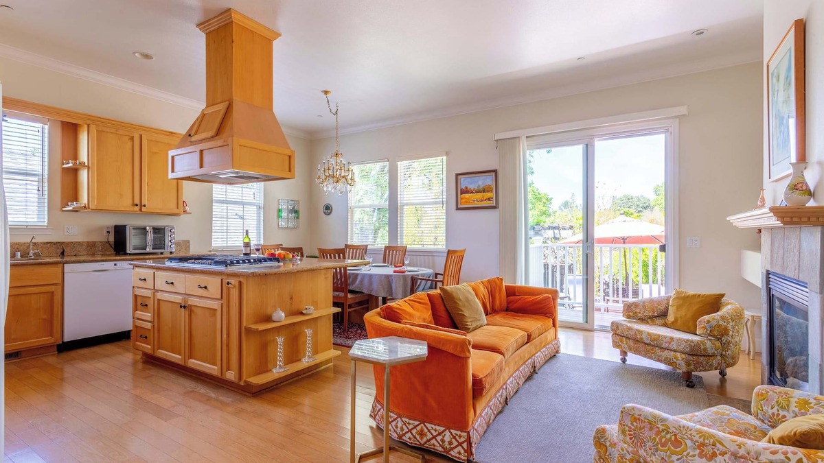 Graton House | Sebastopol, Hot Tub, BBQ, Nature & Family Fun