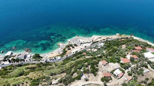 Orikum Ski Chalet | Sebi's Chalet with Sea View