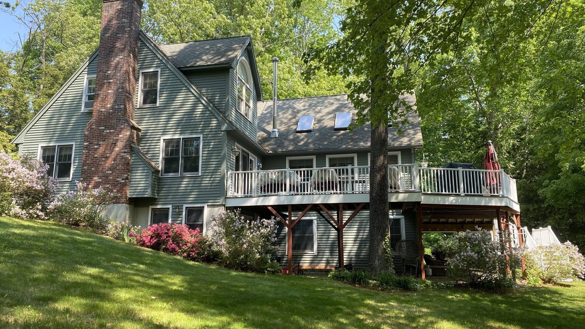 Woodstock House | Secluded 2-Acre Lakefront Home! Book Your Getaway!