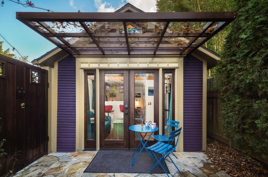 Humboldt House | Secluded 2 Bdm Patio Villa Right By All The Action