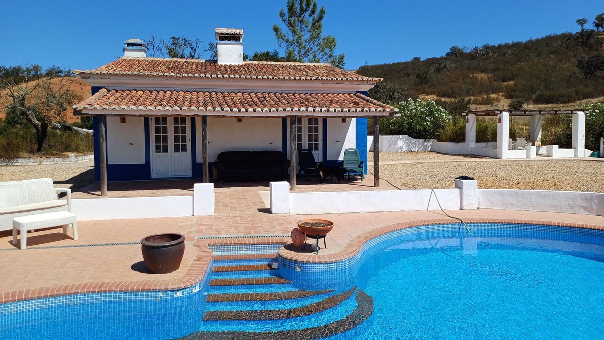 Ourique Villa | Secluded 2 Bedroomed Country Cottage with Private Pool north of the Algarve