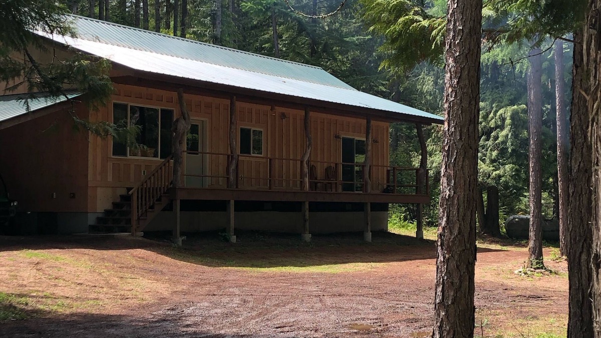 Heron House | Secluded 2bdrm home on low bank river.