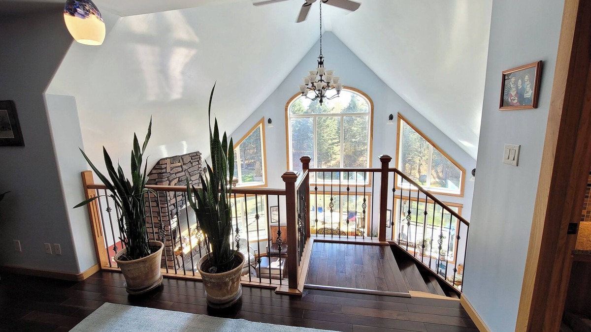 Meadow Lake House | Secluded 5 Bedroom Cabin in the woods