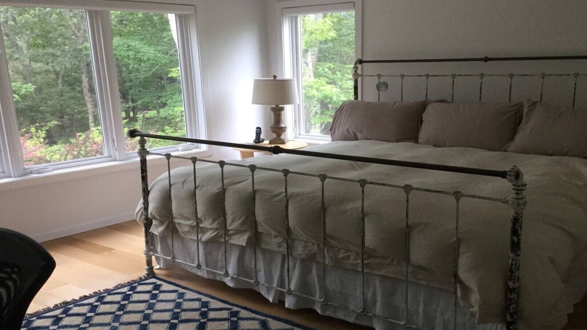 Sagaponack House | Secluded 8 BR/8 BA zen luxury; pool, tennis, hot tub, infrared sauna