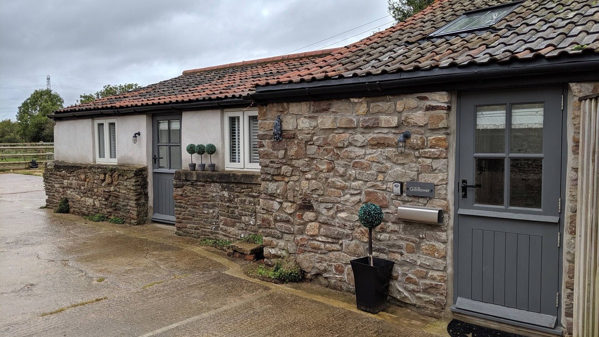 Coalpit Heath House | Secluded - Beautiful stable conversion in a great location - Gilliflower