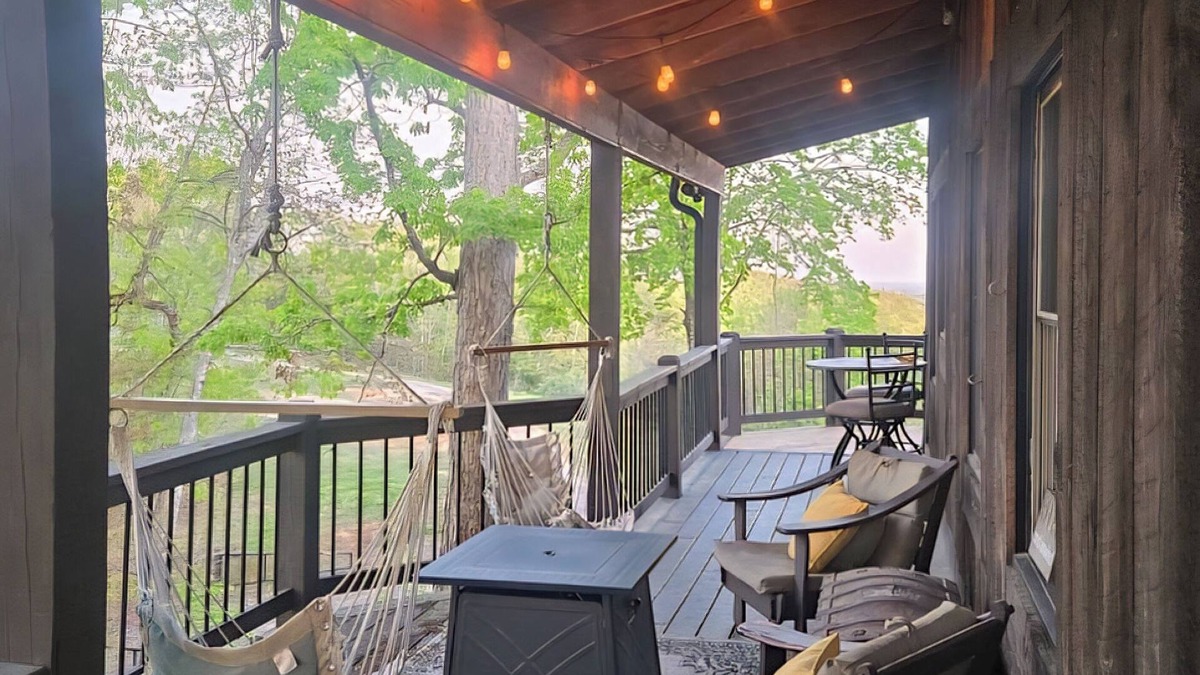 Pickens Cabin | Secluded cabin 365° views pet friendly fire pits #1 place to enjoy fall foliage
