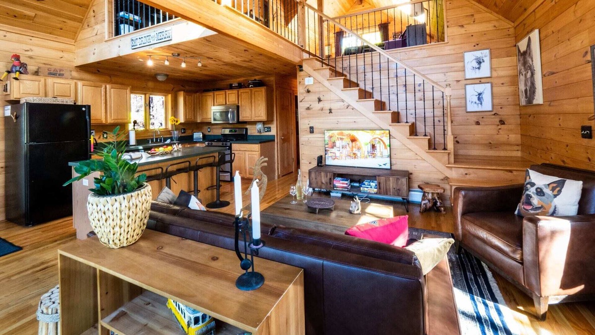 Otis House | Secluded Cabin On Acres Of Woods Lake Access