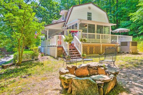 Chattanooga House | Secluded Chattanooga Getaway with Deck and Yard!