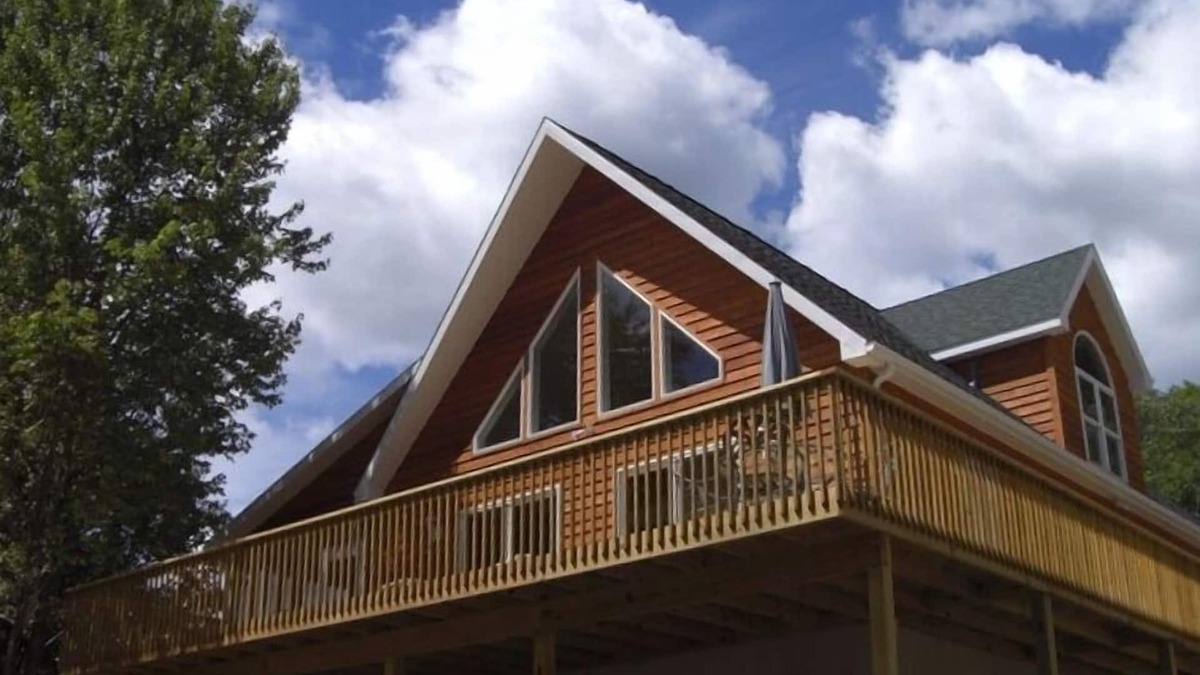 Berkeley Springs Ski Chalet | Secluded, Convenient, Hot tub, WiFi, Near Cacapon State Park