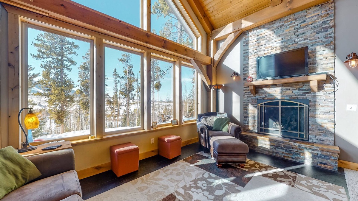 Granby House | Secluded, custom-built home w/views of Continental Divide