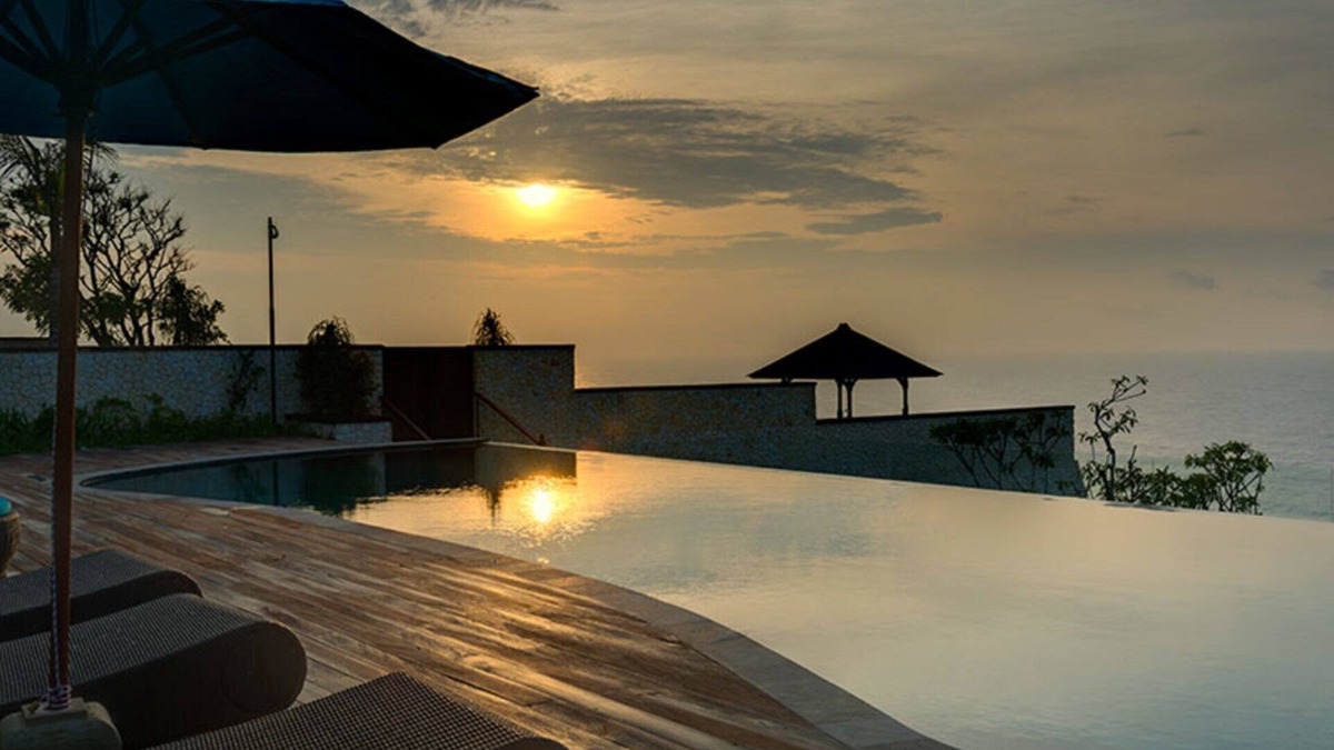 Kutuh Villa | Secluded Elegance with Ocean Views – Bali Villa 1090