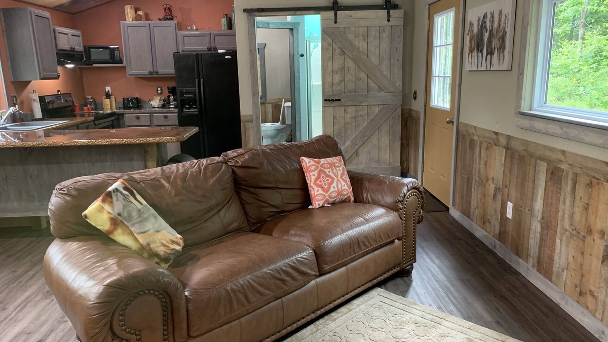 Eminence Cabin | Secluded Eminence Ranch House Cabin in the Ozarks