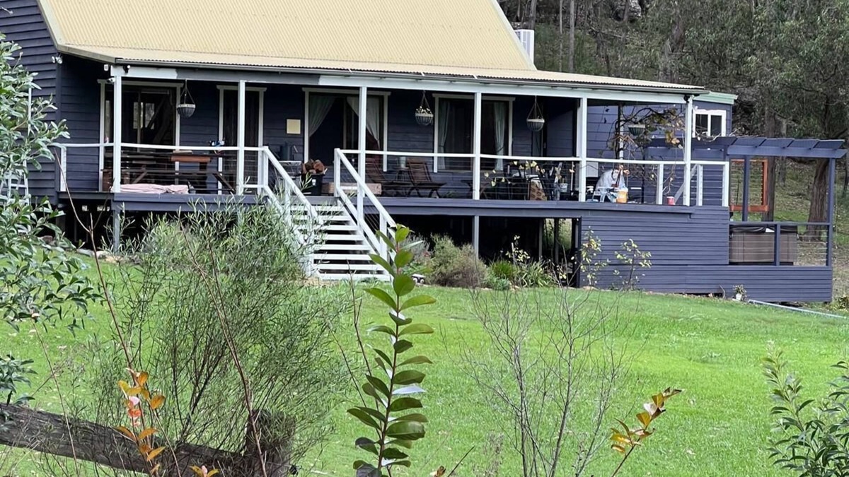 Wollombi House | Secluded escape in Historic Wollombi