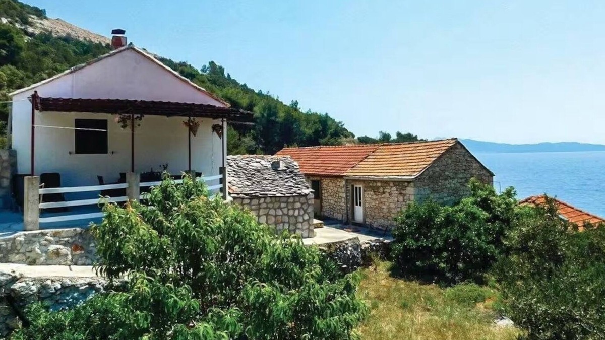 Gdinj House | Secluded fisherman's cottage Cove Srhov Dolac, Hvar (K-22095)