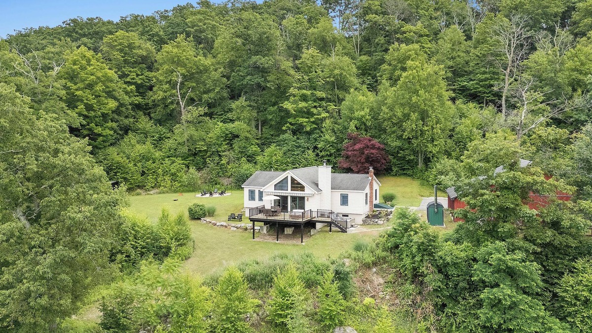 Stanfordville House | Secluded Getaway with Catskill Mountain Views
