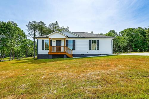 Guntersville House | Secluded Guntersville Home Near Lake and Marinas!