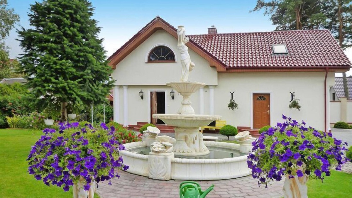 Orlinki House | Secluded holiday home in Swibno with grill