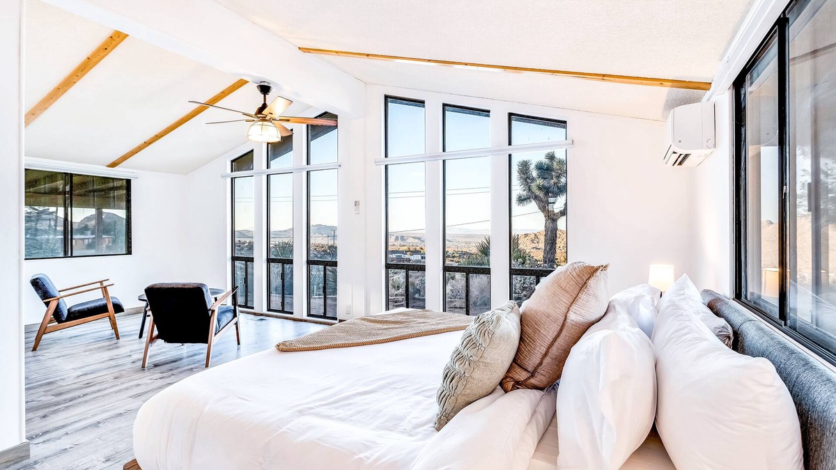 Joshua Tree Highlands House | Secluded home on 5 acres with stunning views, fast WiFi, grill, & screened patio
