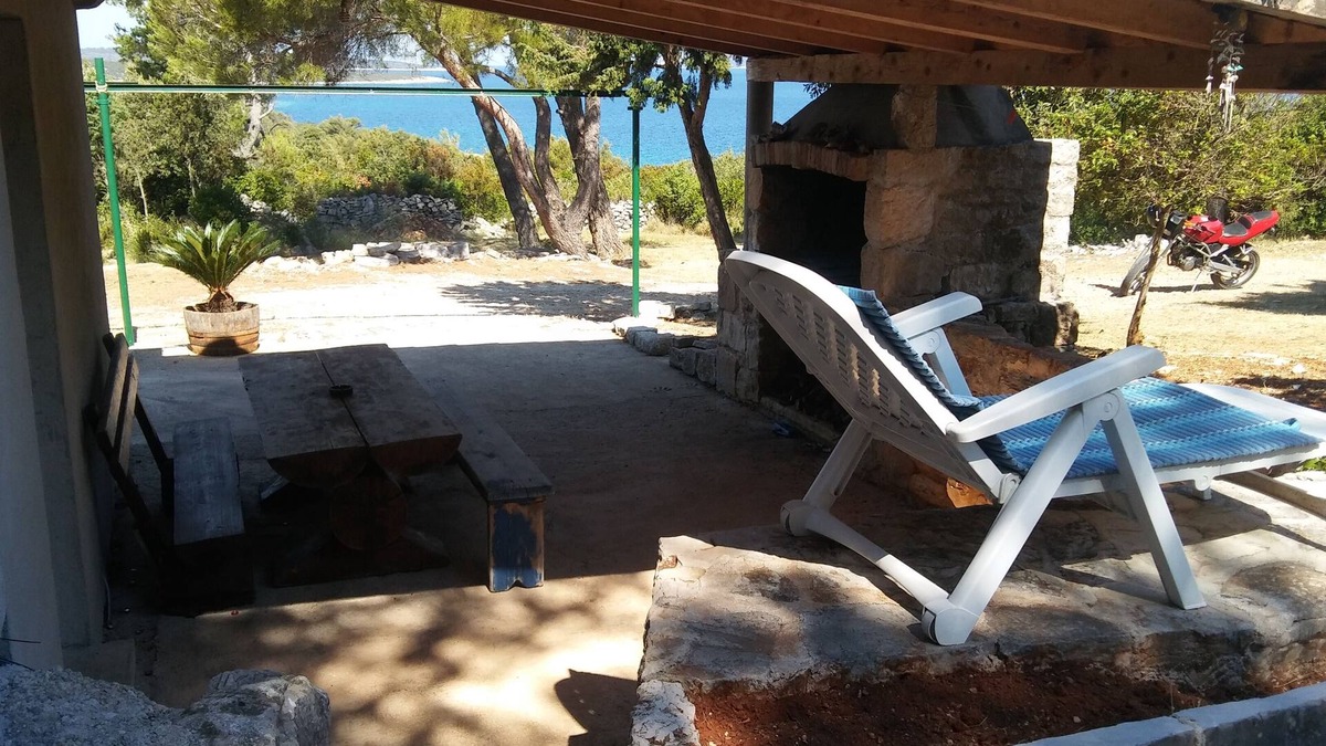 Cove Basina (Jelsa) House | Secluded house with a parking space Cove Borova, Hvar (K-13526)