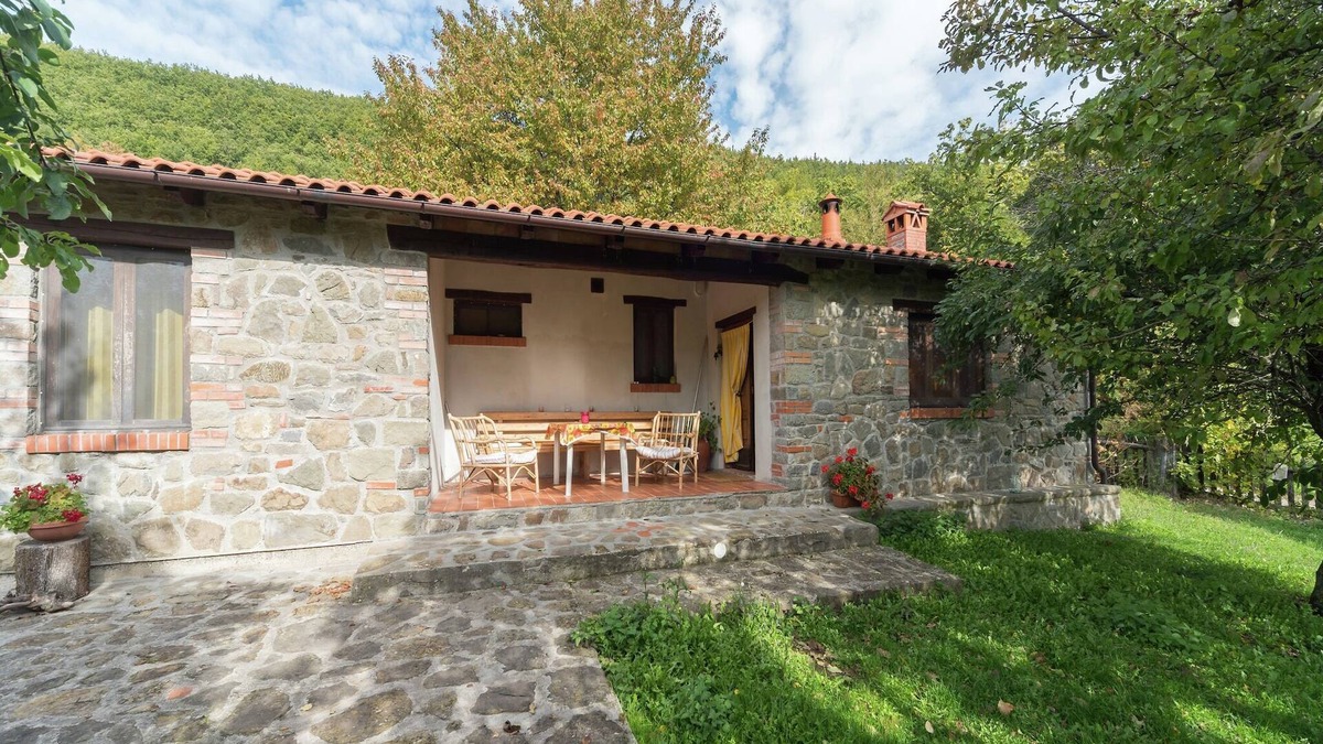 San Marcello Piteglio Ski Chalet | Secluded Chalet with Pool