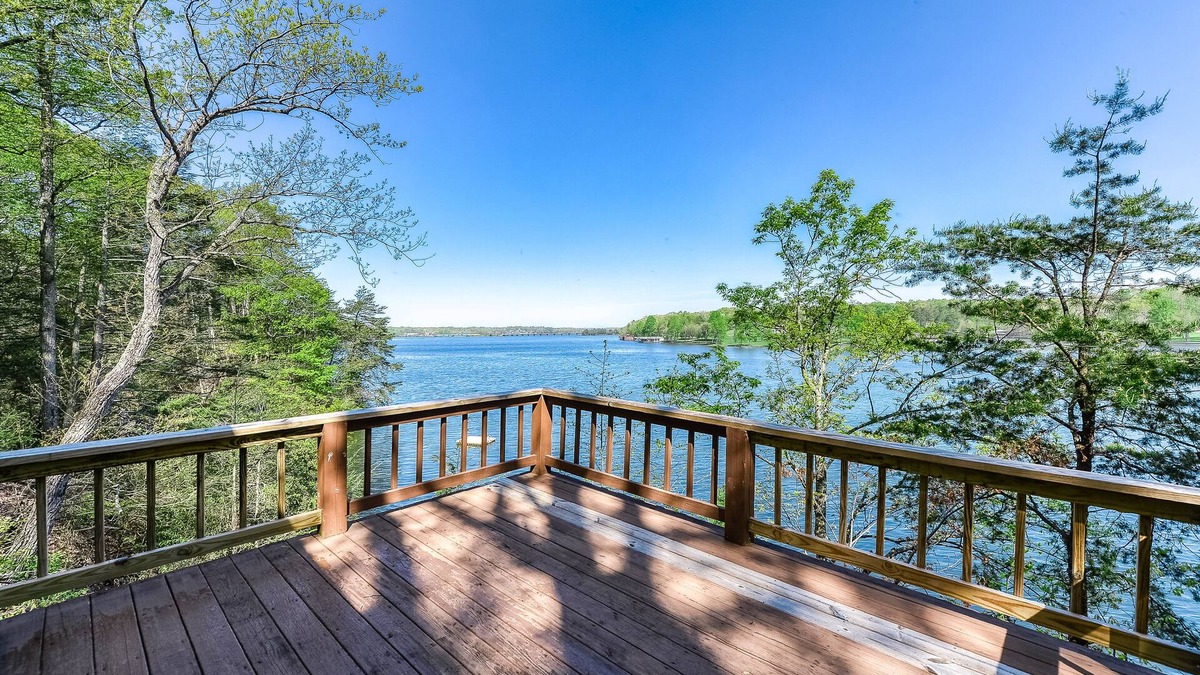 Mineral House | Secluded Lakefront Gem W/Free WiFi, Two-Level Deck, Private Dock & Great Views