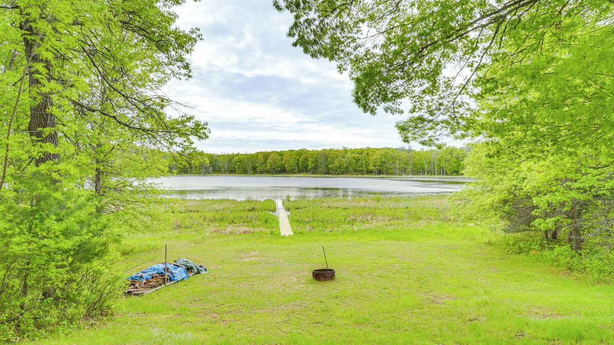 Webster Cottage | Secluded Lakefront Gem on 300 Acres in Webster