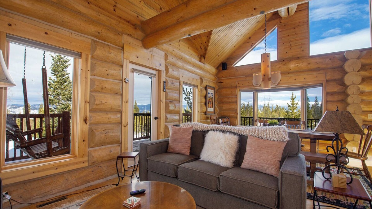 Tabernash Cabin | Secluded Log Cabin on 40 Acres pet friendly & hot tub