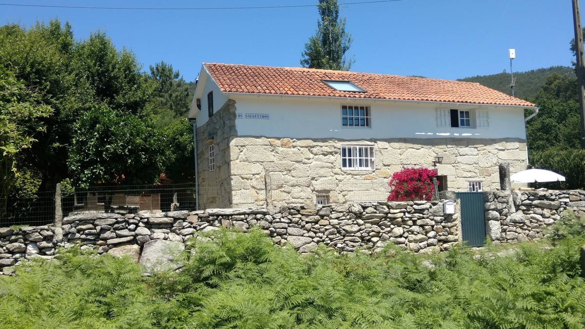 Chancelas House | Secluded, lovely stone country house.