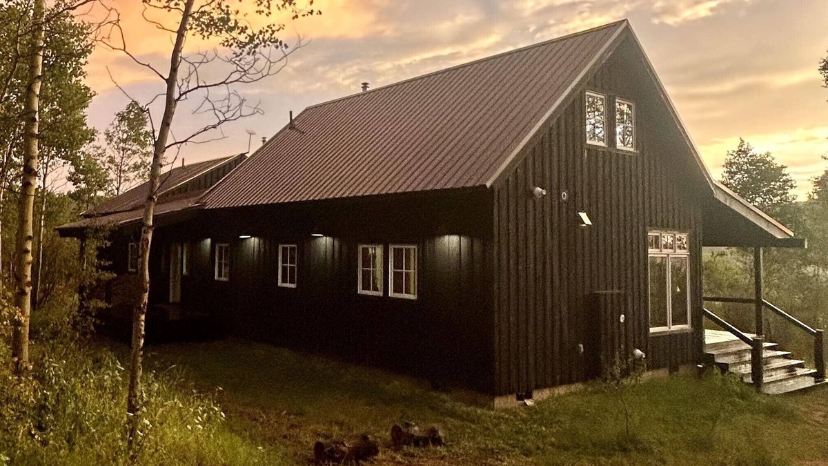 Wayan Cabin | Secluded Luxury Cabin near Star Valley, Wyoming