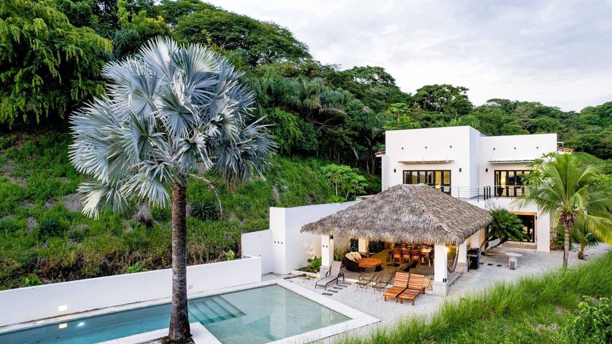 Canafistula Villa | Secluded Luxury Valley Top Villa - Gated Community Tamarindo In Monkey Jungle